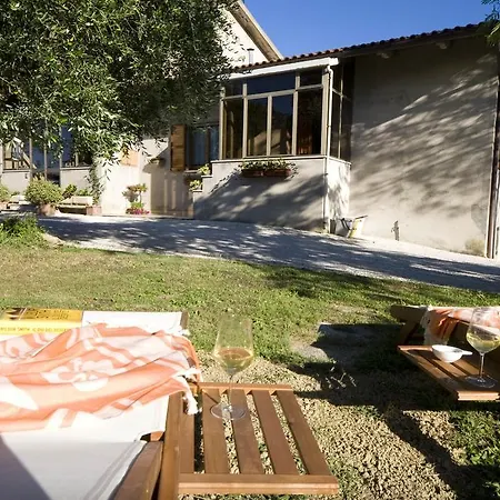 فندق مبيت وإفطار Abbadia 14 أوزيمو